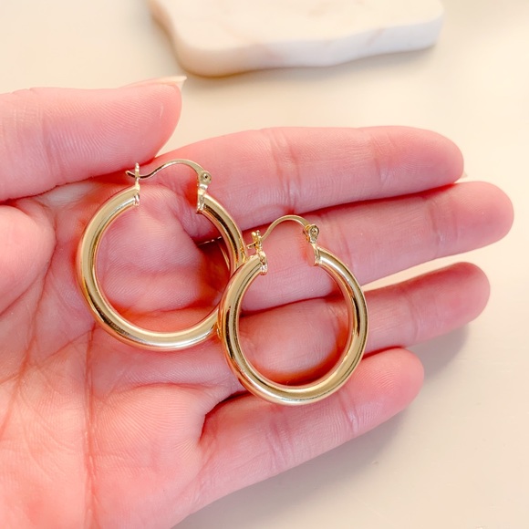 Gold Hoop Earrings 30mm | 14k Gold Filled - Picture 7 of 8